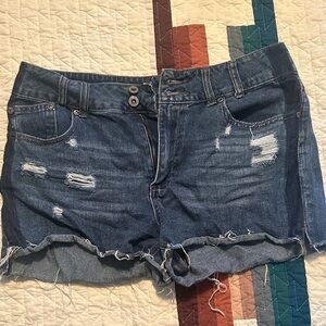Maurice’s Distressed Denim Women Shorts